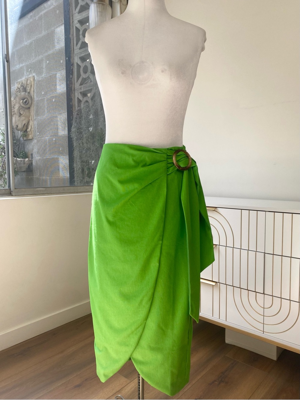 NWT Anthropologie Lost + Wander Ring Buckle Wrap Skirt in Green, Sizes S, M - Picture 2 of 11